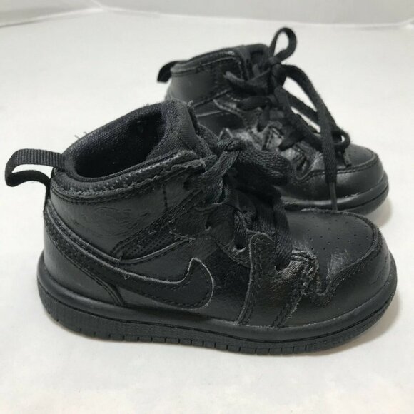 Nike Air Jordan Sneakers Retro Running Walking 640735-030 Black Shoes 6C 12 cms - Picture 3 of 12